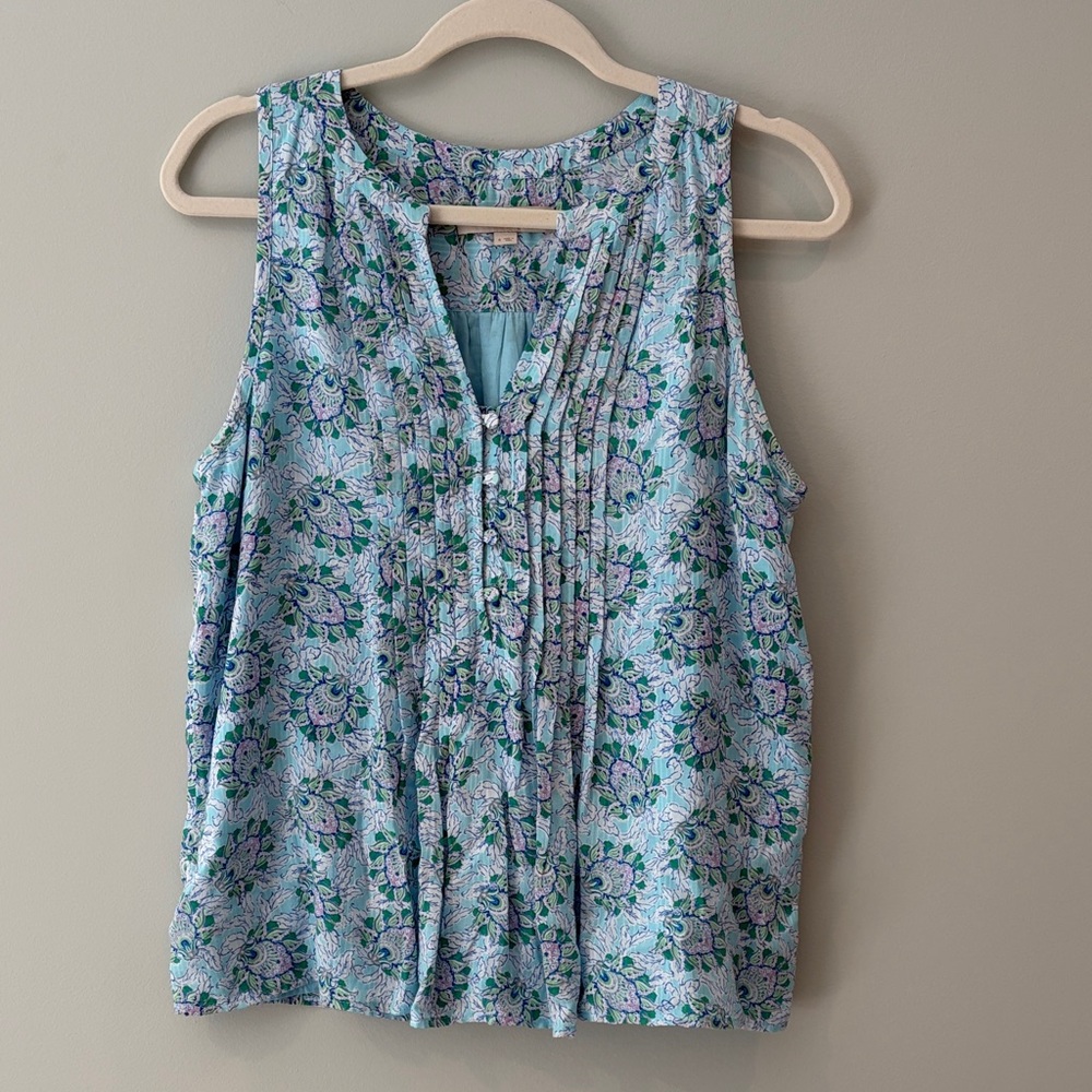 LOFT Sleeveless Blouse with Floral Pattern - Light Blue and Green